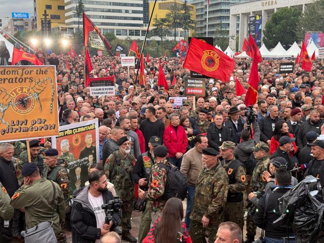 WhatsApp Image 2025-10-17 at 17.29.53_c8460de3