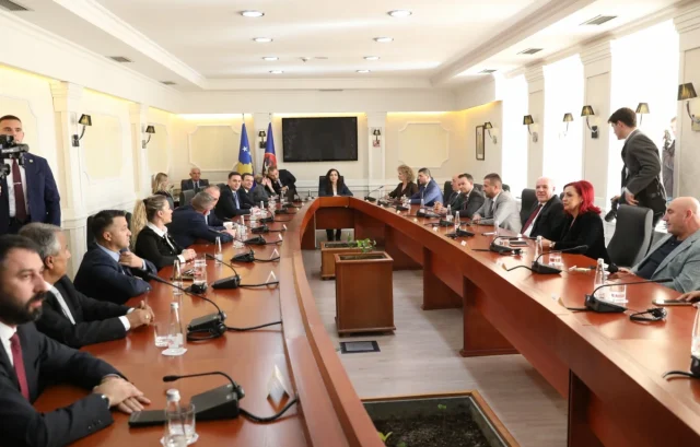 ac6739fa-943f-401b-99b1-f6040ae02fd4