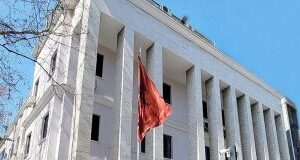 Lëvizje e fortë nga Gjykata e Lartë/ Rishikohet “arresti me burg”, mund të përfitojnë edhe zyrtarët e akuzuar për korrupsion