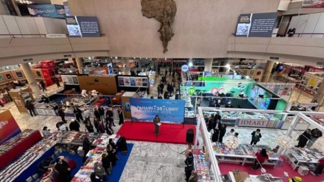 1762952218_panairiilibrit-750x423