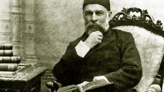 2018-09-ismail-qemali-jpg