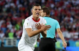 Taulant Xhaka i del në mbrojtje vëllait të tij, pas sulmeve nga tifozët: Krenaria e shqiptarëve, deri në vdekje me ty