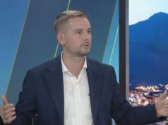 “Identifikohet informatori nga brenda Rinasit”, Gazetari zbulon detajet e fundit: Ishte i maskuar me kapele dhe syze