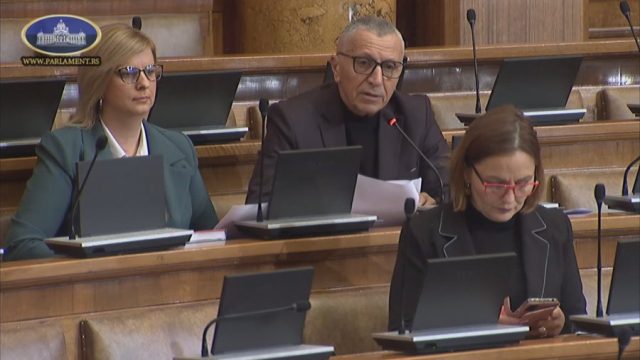 -900-0-1764249543xkr-deputeti-shqiptar-serbiduplicate-frame-543-971