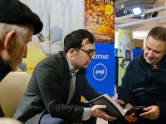 Samir Mane prezanton botimin e ri të fjalorit të teknologjisë në Panairin e Librit: “Një edicion i zgjeruar, dyfish më i plotë”