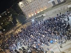 “Kaq në Shkodër i çojmë krushq në dasëm!” Balla ironizon protestën e opozitës para Kryeministrisë: “Ia doli ta fundosë PD në shoqatë!”
