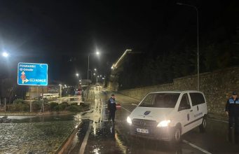 Pogradec – Bllokohet përkohësisht hyrja e Unazës për shkak të rrezikut të gurëve