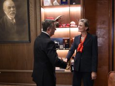 Balla takim me diplomaten amerikane Nancy VanHorn: Vlerësojmë rolin udhëheqës të Presidentit Trump për paqe dhe siguri kudo në botë. Prioritet mbetet përmbushja e reformave dhe rruga drejt BE-së