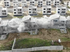 Pamjet/ Shemben tre vila pa leje në Farkë, Rama: Nuk mund të ndërtohen në kurriz të komunitetit