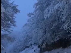 PAMJET – Dëborë në veri! Zbardhet rruga Shkodër–Theth, apel për kujdes ndaj drejtuesve të mjeteve