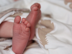 Shtohen kërkesat për birësime, më të interesuarit çiftet që nuk arrijnë të lindin fëmijë