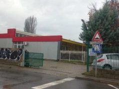 Djali i kryeministrit maqedonas Mickoski ndër fëmijët e helmuar më rëndë në një shkollë të Shkupit