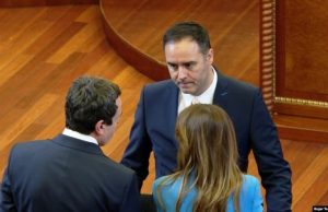 Diskutimet për Qeverinë: Çfarë e pret Kosovën ditët në vijim?