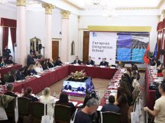 (Video) Balla: Ligji për barazinë gjinore garanton paga të barabarta në punë dhe mbrojtje për gratë që kujdesen për të tjerë