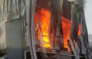 Turqi, 6 të vdekur nga zjarri në një depo parfumesh