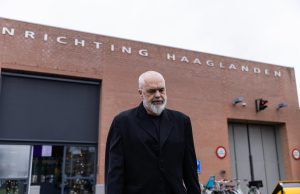 Rama pas takimit me Thaçin në Hagë: Teatër turpi i drejtësisë ndërkombëtare, një padrejtësi ulëritëse në zemër të Europës