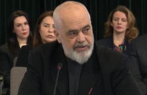 Konferenca/ Rama kritika Dervishit: Sanksione ministrave dhe sekretarëve që nuk japin informacion në kohë