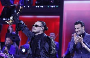 Video/Sërish shkodranët na çojnë në Eurosong. Alis triumfon në Fest 64, me këngën “Nân”