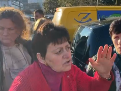 Tregtarët e Vlorës dalin në rrugë: Lufta me konkurrencën e pandershme