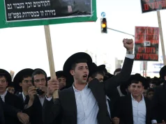 I gjithë populli ushtar/ Izraeli në krizë prej projektligjit që rekruton edhe hebrenjtë ultra-ortodoksëve