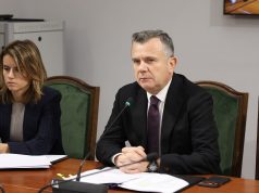 Ndryshimet në Ligjin për Diskriminimin të zbatohen edhe në diasporë.” Balla: Shërbimet diplomatike e konsullore duhet të ndryshojnë rrënjësisht qasjen e tyre në përkujdesjen ndaj bashkatdhetarëve tanë kudo në botë