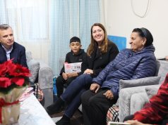 Balla dhe Manastirliu vizitë në familjen Gjyli: Buxheti 2026, më shumë mbështetje për familjet shqiptare