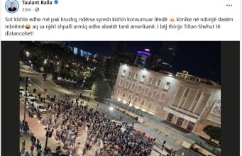 Balla ironizon protestën e tretë të PD para Kryeministrisë: më pak “krushq” dhe të dehur. “Shpallën armiq aleatët amerikanë”