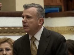 Debati për Avokatin e Popullit/ Balla i përgjigjet opozitës: “Procedura është e qartë. Mos flisni për lepuj se do flasim edhe për zagarë pastaj…”