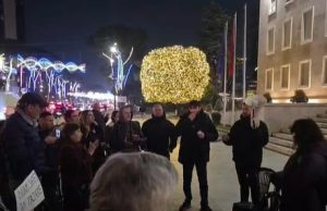 Lapaj shpërthen kundër Endrit Shabanit: Shërbëtor i Ramës, muaj të tërë mbajta në supe tradhtinë e një njeriu 5 lekësh