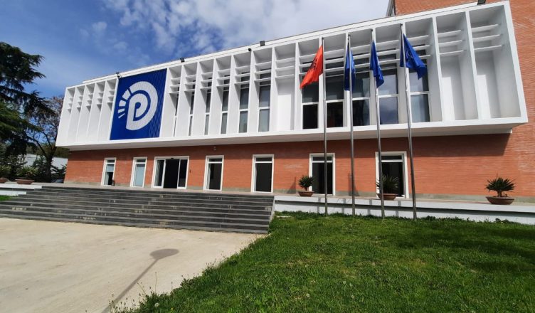 ish-ministri-i-kurtit-i-reagon-zelenskyt-nese-po-krijoni-aleanca-me-vuciqin-keni-zgjedhur-rrugen-e-gabuar