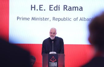 Rama në “Tirana Economic Forum”: Shqipëria po kthehet në një korridor zhvillimi nga veriu në jug