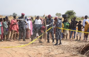 Frikë në Nigeri pas sulmit ajror amerikan: Banorët thonë se fshati i tyre që u bombardua nuk ka lidhje me ISIS