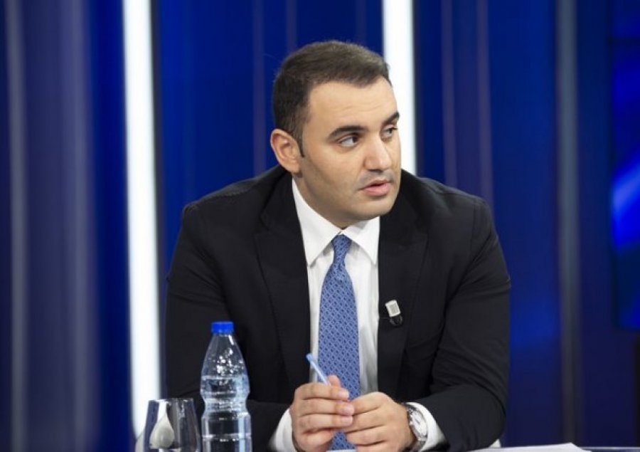 doreheqja-e-evis-sales-merr-tjeter-kthese-kellici-refuzoi-te-firmoste-projektligjin-shendetesia-po-i-dorezohet-mikut-izraelit-te-rames