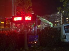 Tiranë – Tre aksidente të rënda rrugore, një viktimë dhe disa të plagosur. Një 12-vjeçar kapet duke drejtuar pa leje