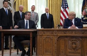 Vijesti: Vuçiç tentoi të përfshinte presidentin amerikan në një skandal korruptiv, projekti përfundon në dështim