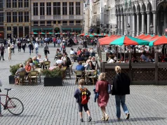 Pse amerikanët ndihen të izoluar? Malli për sheshet europiane nxjerr në pah mungesën e hapësirave publike në SHBA