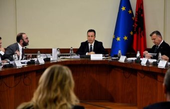 Shtyhet mbledhja e Këshillit të Mandateve për imunitetin e Ballukut