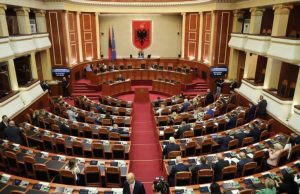 Irani na sulmon parlamentin. Hakerat publikojnë e-mailet e deputetëve dhe paralajmërojnë: “Jemi më afër se mendoni”