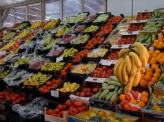 Rriten çmimet e ushqimeve për festa Të moshuarit: Kemi hequr dorë nga mishi i viçit, peshku dhe disa fruta më të shtrenjta