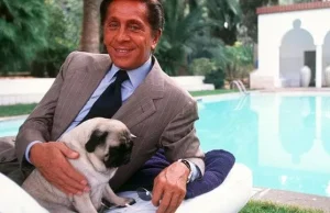 Valentino dhe qentë e tij: një dashuri më e fortë se alta moda. Nuk ishin thjesht kafshë shtëpiake, por familje dhe qendra emocionale e jetës së tij