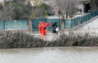 Balluku: Do ketë dëmshpërblime për bujqësinë dhe banesat