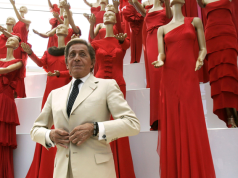 Ndahet nga jeta Valentino. Ikona e modës italiane ishte 93 vjeç