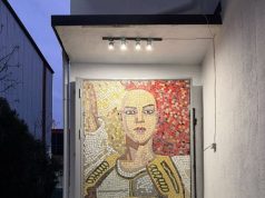 Vepra kontroverse e muzeut zhvendoset në arkiv