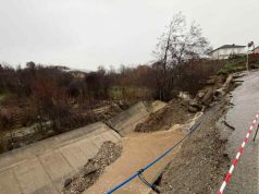 Shi pa ndalim në Kosovë: vërshime, rrugë të bllokuara dhe ndërhyrje emergjente