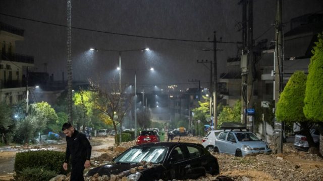 AFP_GreeceWeatherFlo_91899-1024x576