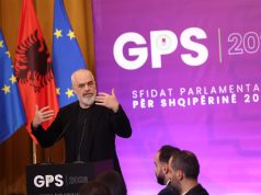 Rama mbyll mbledhjen-maratonë të grupit parlamentar të PS. Lëvdon Ballën, ia përmbledh opozitës dhe bën m… RTSH-në dhe ministrinë e Spiropalit