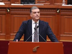 Blushi në Kuvend: Mazhoranca po takson bukën e gojës, pensionistët janë lënë në mjerim