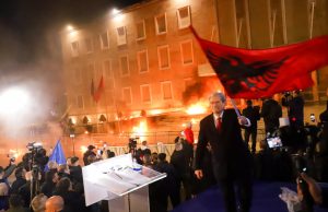 Rama për protestën e PD-së: Ngjajnë si jashtëderdhja në rrugë e “plakut të lajthitur”