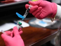 SHBA ul numrin e vaksinave të detyrueshme për fëmijët, ekspertët paralajmërojnë rreziqe për shëndetin publik