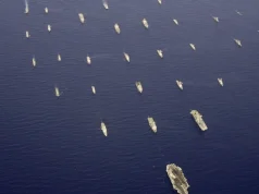 Trump paralajmëron Iranin: SHBA po dërgon një flotë shumë të madhe anijesh luftarake drejt rajonit